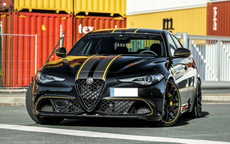 2022 Alfa Romeo QV600 от Manhart