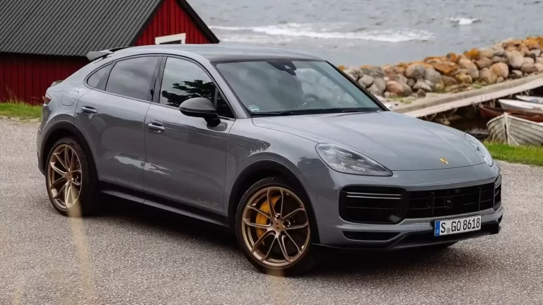 Porsche Cayenne Turbo GT 2024