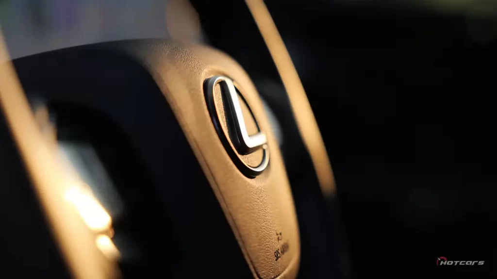lexus