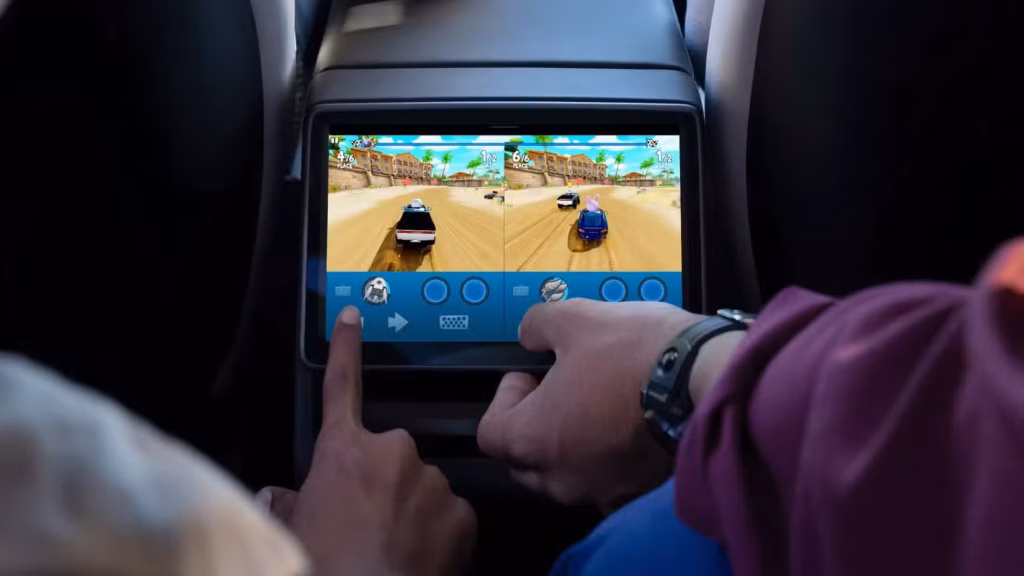 интерьер tesla model y